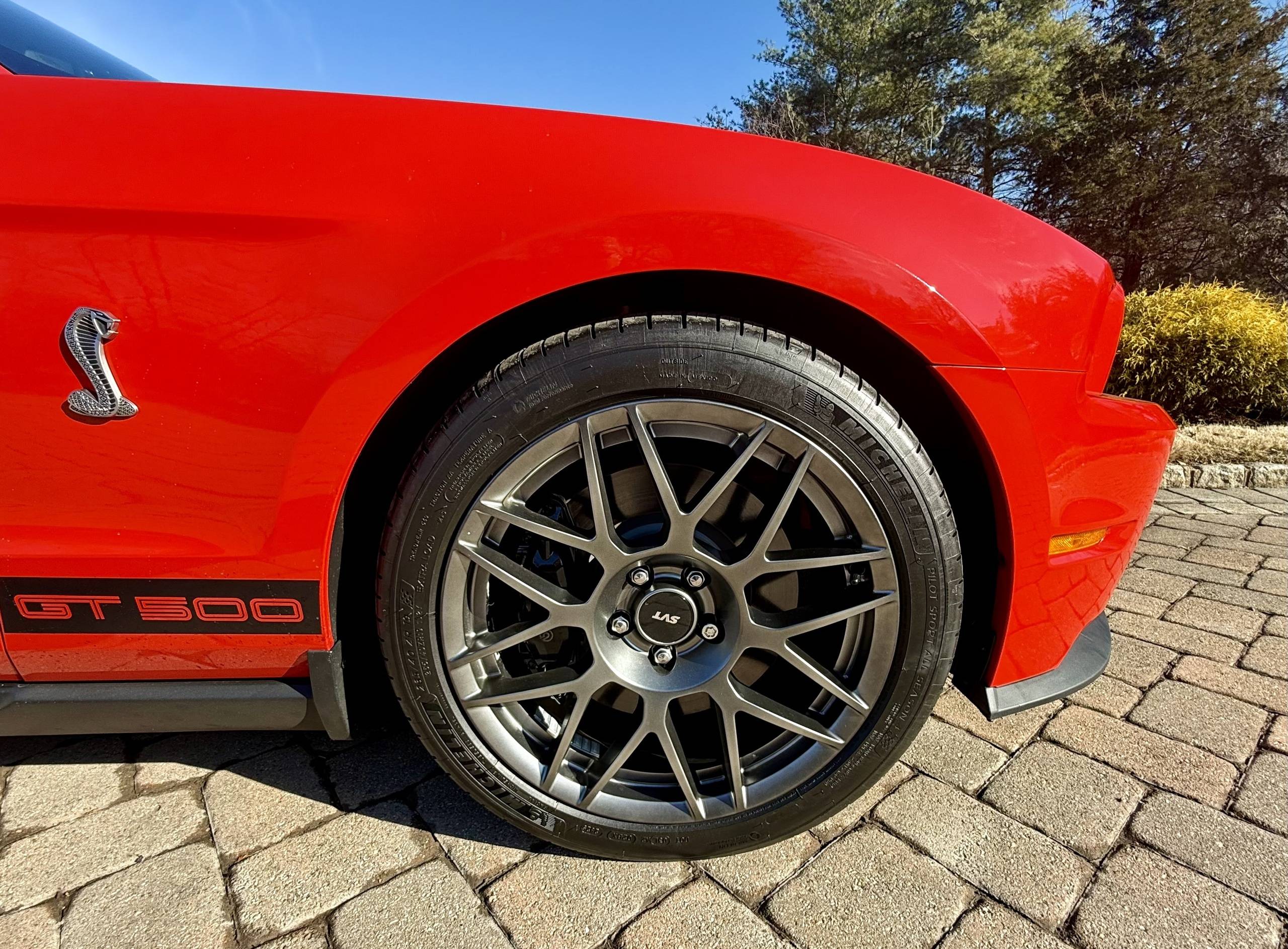 2011 FORD MUSTANG 34