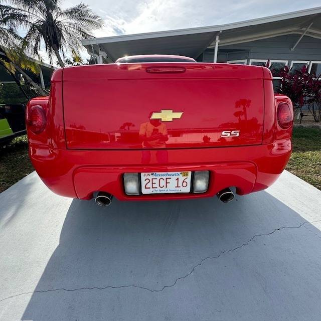 2005 Chevrolet SSR 13
