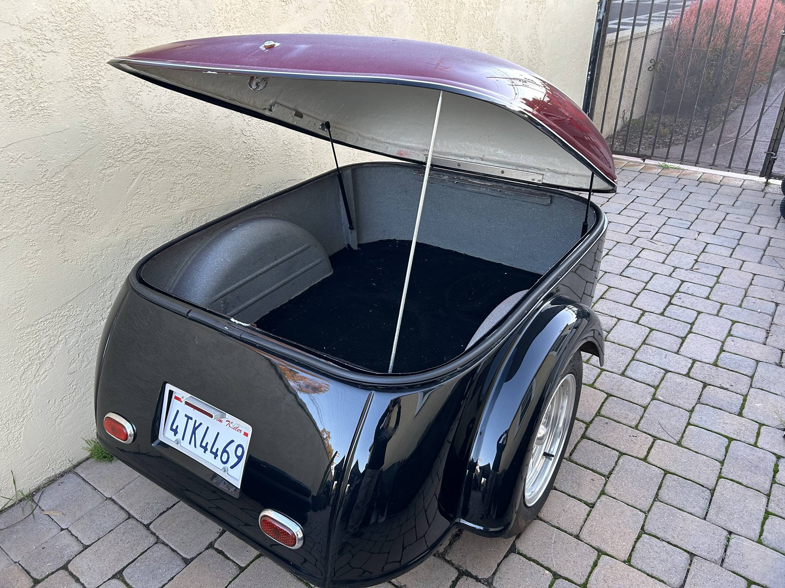 1932 Ford Roadster 12