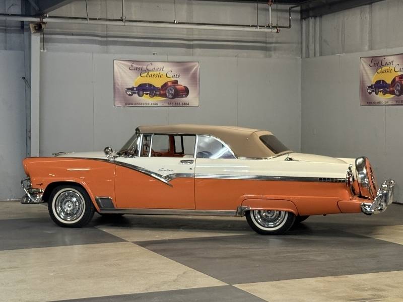 1956 Ford Sunliner 4
