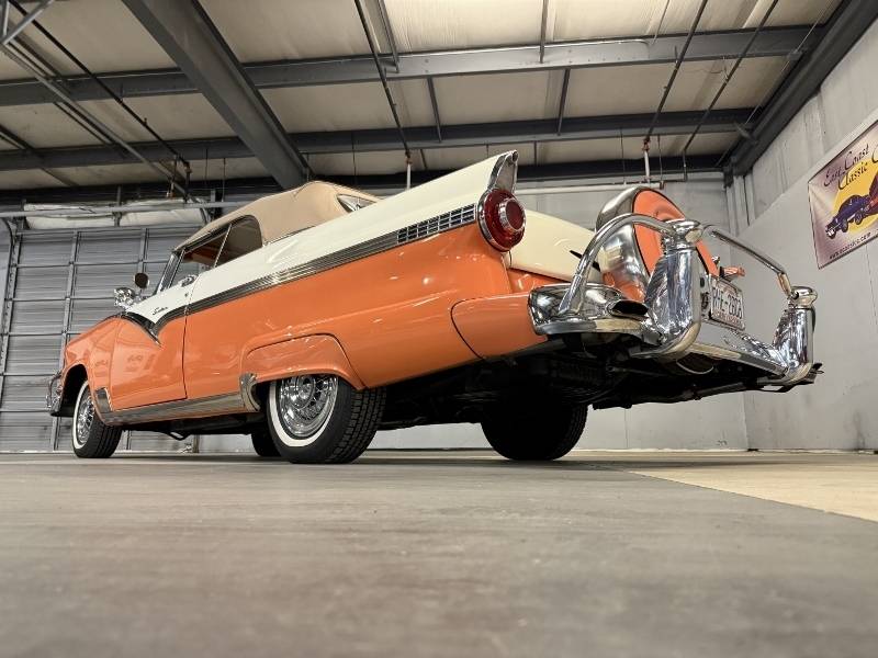 1956 Ford Sunliner 6