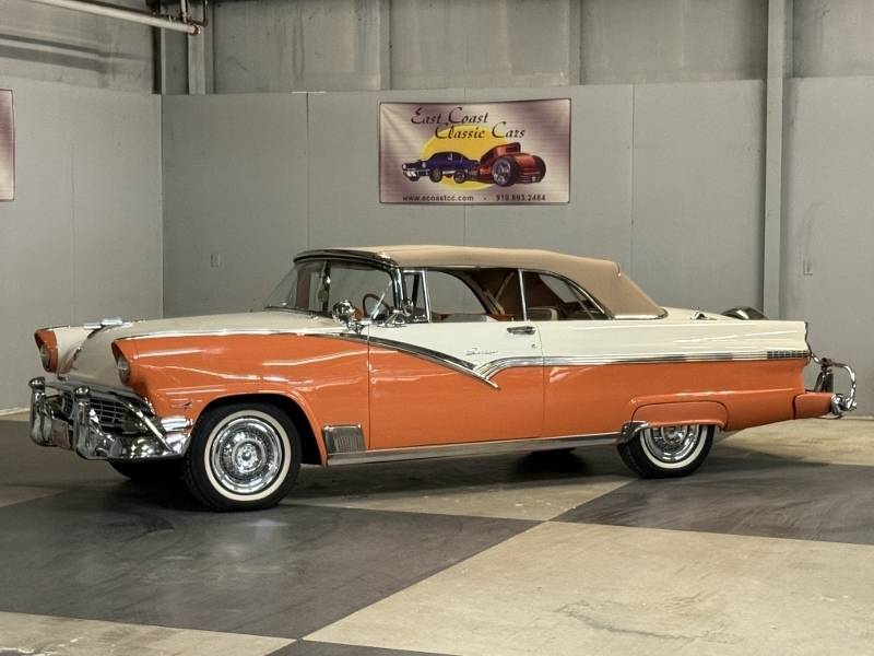 1956 Ford Sunliner 8