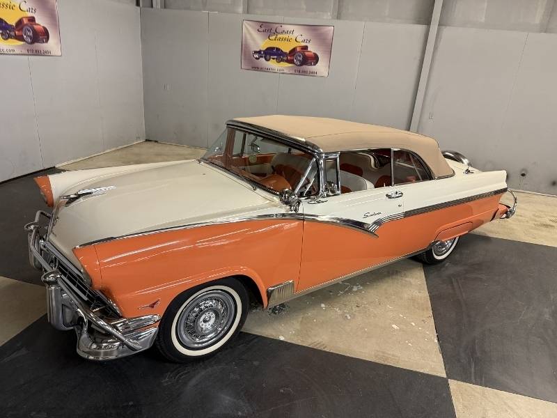 1956 Ford Sunliner 10