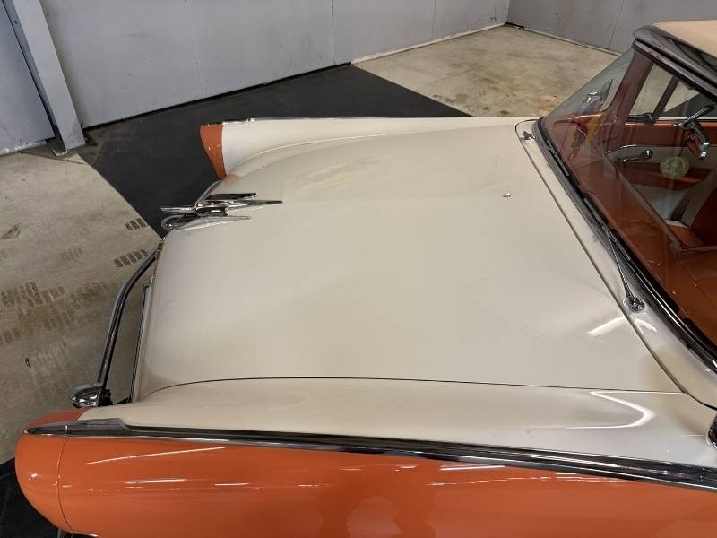 1956 Ford Sunliner 13