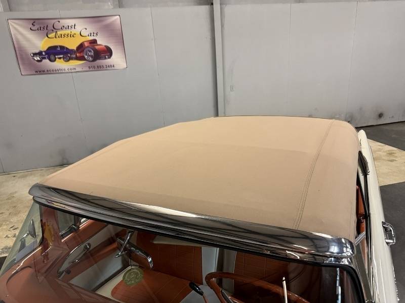 1956 Ford Sunliner 16