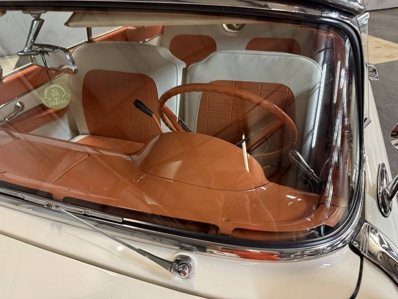 1956 Ford Sunliner 17