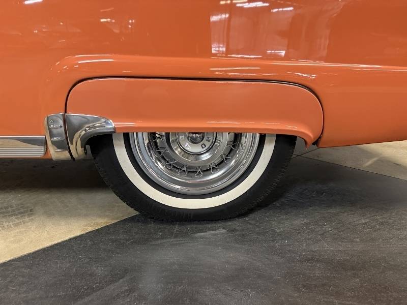 1956 Ford Sunliner 24
