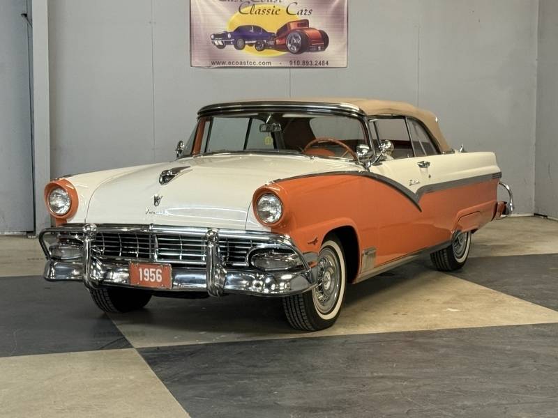 1956 Ford Sunliner 42
