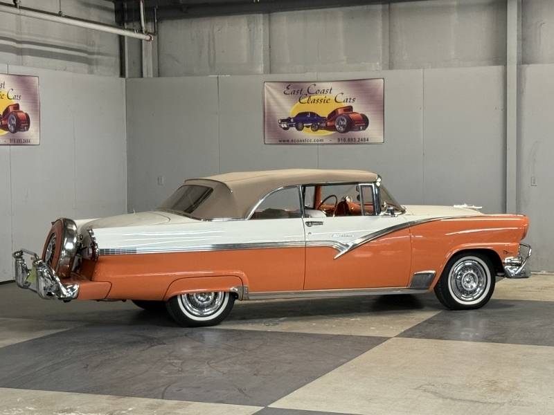 1956 Ford Sunliner 65