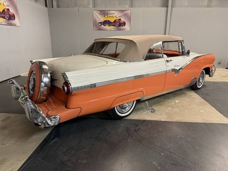 1956 Ford Sunliner 66