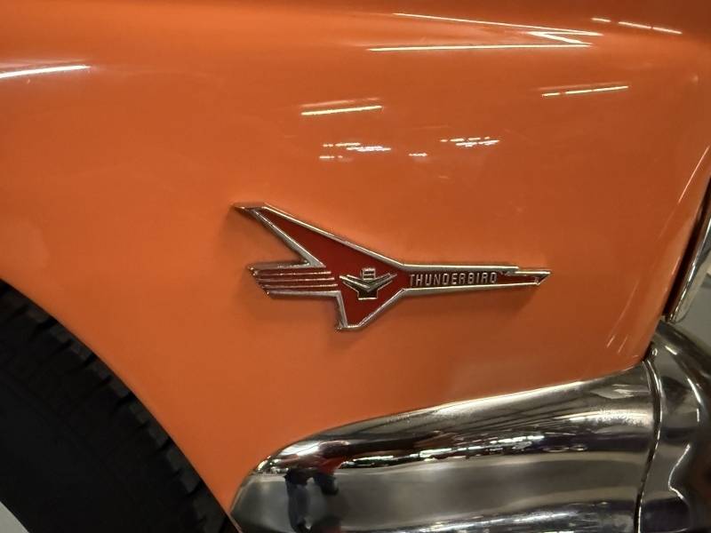 1956 Ford Sunliner 77