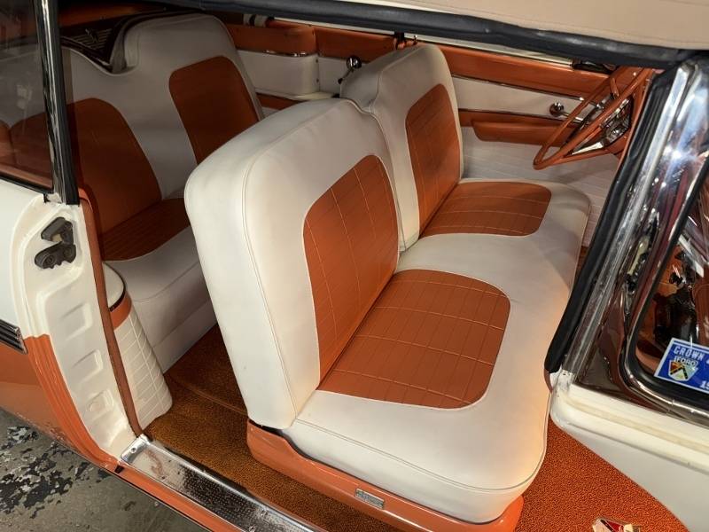 1956 Ford Sunliner 83
