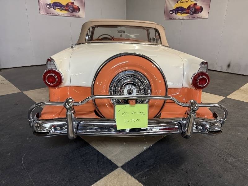 1956 Ford Sunliner 93