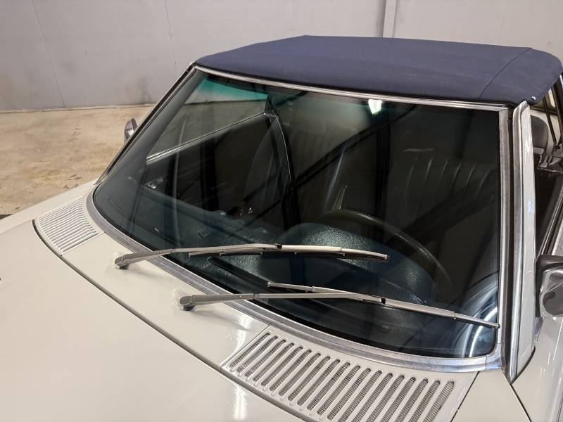 1983 Mercedes Benz 380SL 16