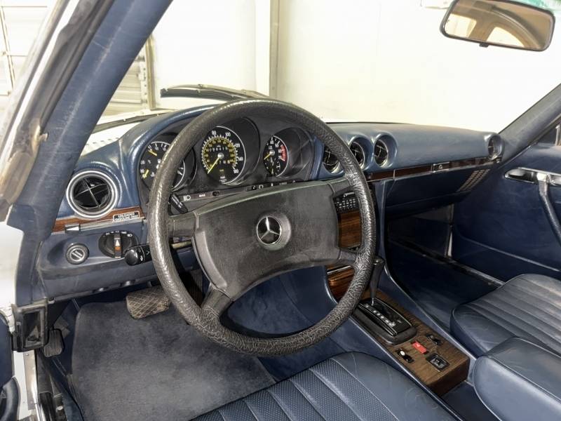 1983 Mercedes Benz 380SL 24