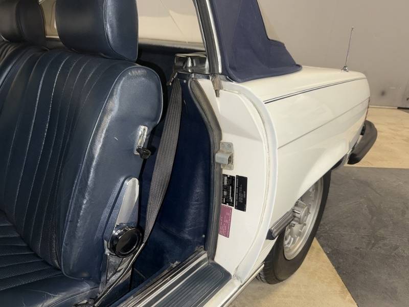 1983 Mercedes Benz 380SL 33