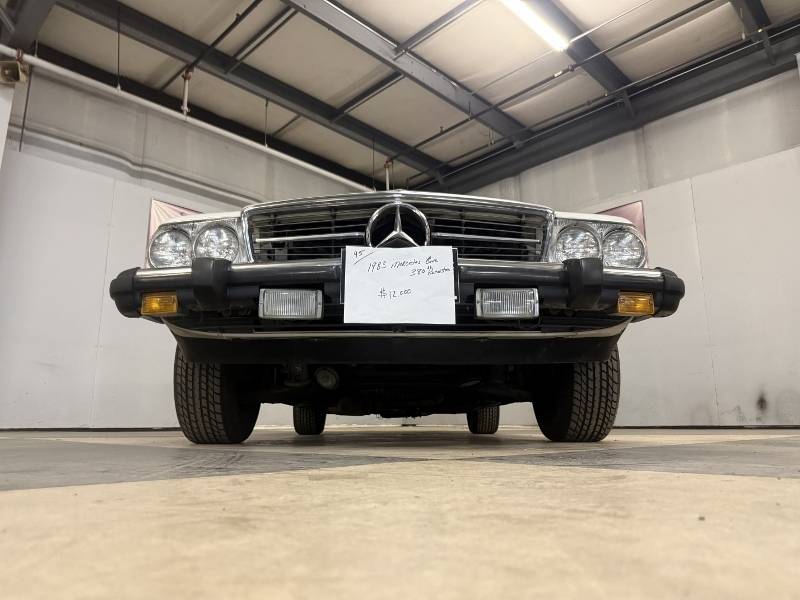 1983 Mercedes Benz 380SL 38