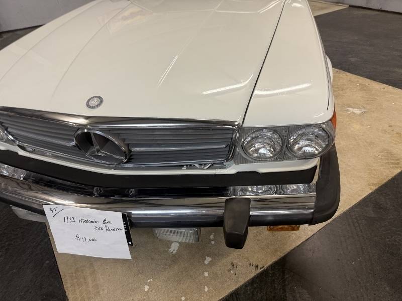 1983 Mercedes Benz 380SL 39