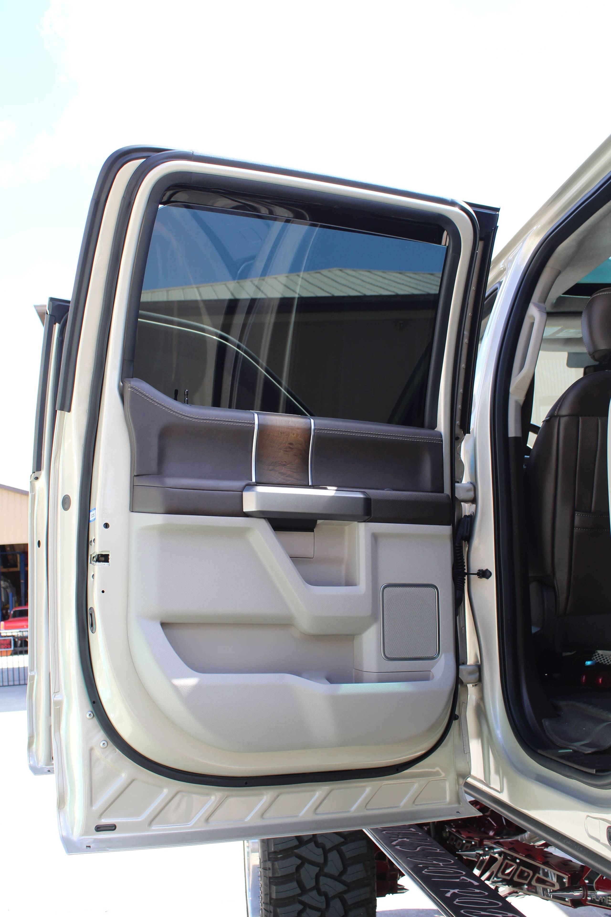 2018  Ford F-250 23