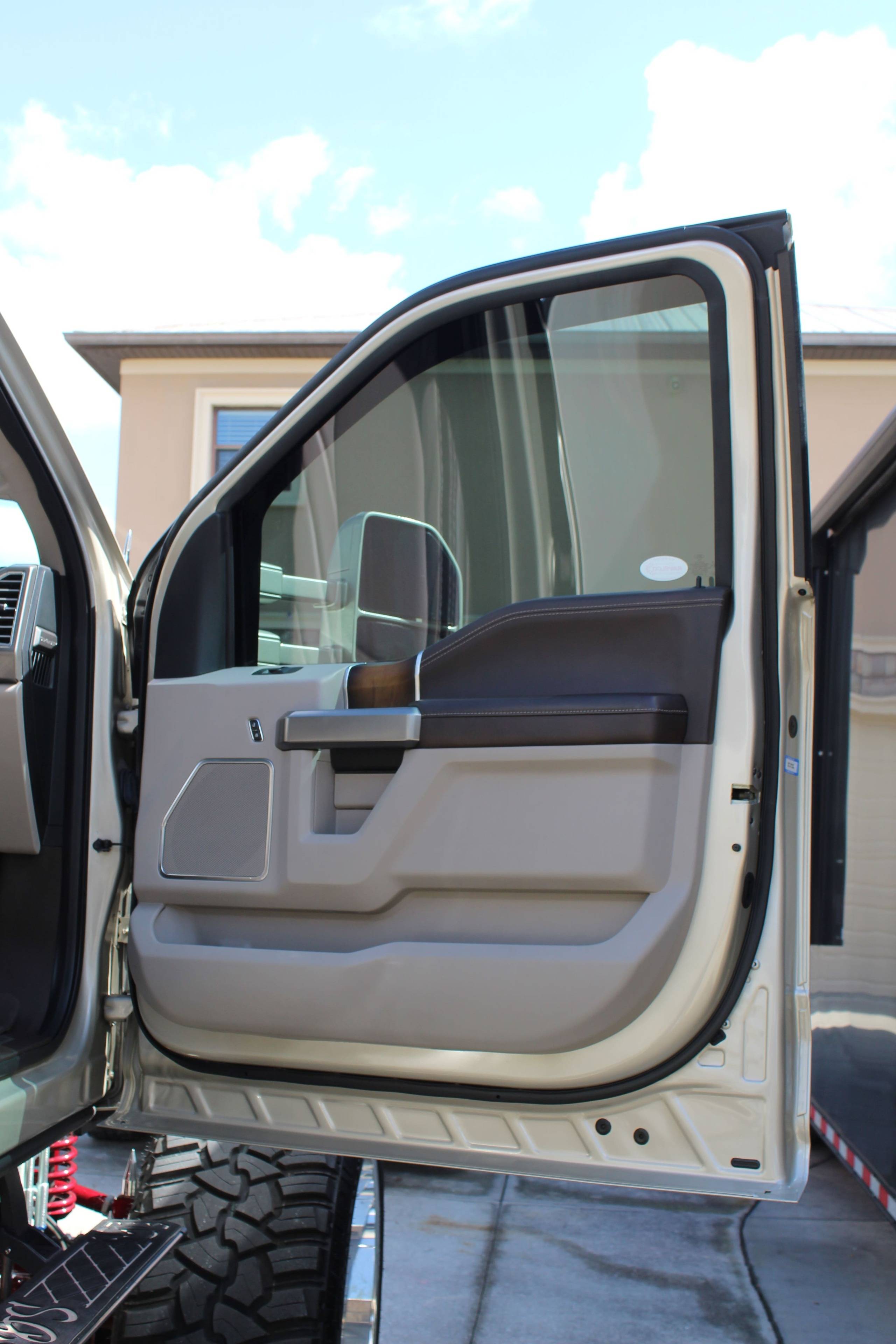 2018  Ford F-250 31