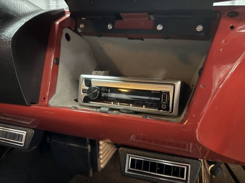 1964 Oldsmobile F-85 19