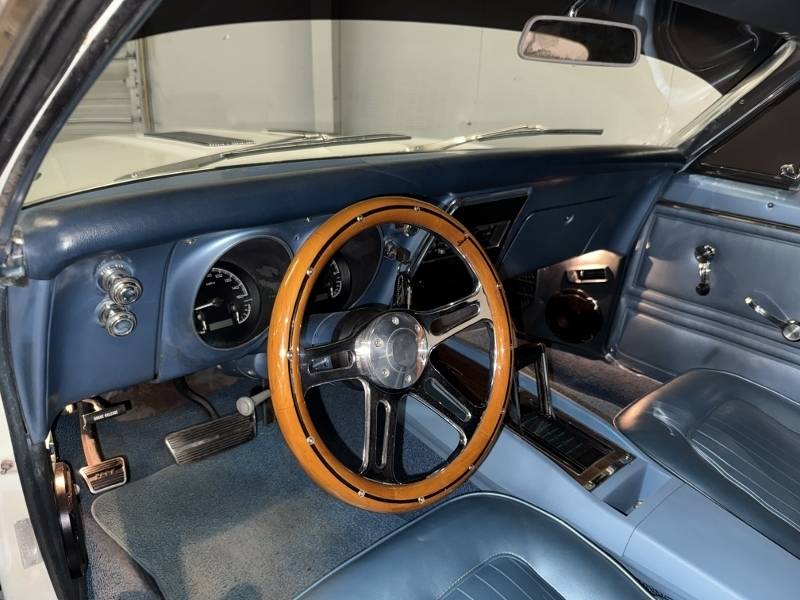 1967 Chevrolet Camaro 18