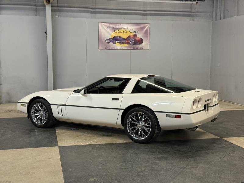 1988 Chevrolet Corvette 32
