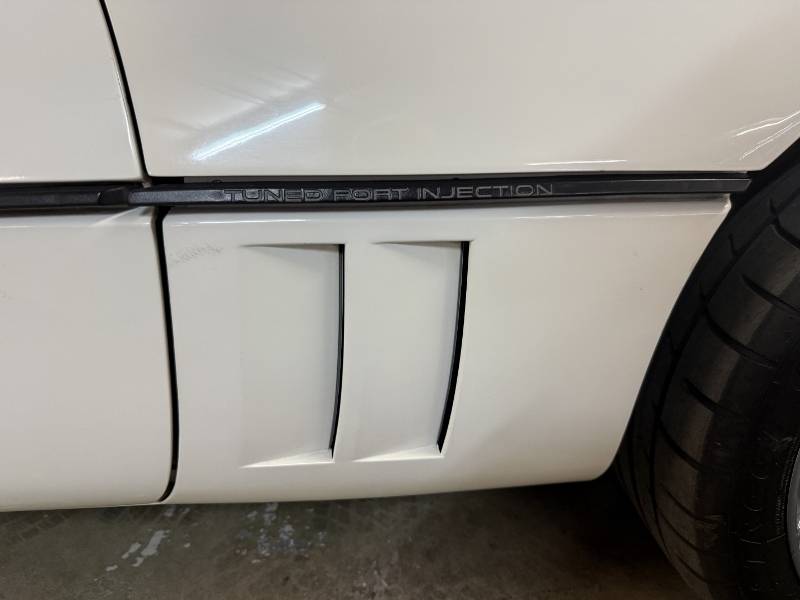 1988 Chevrolet Corvette 56