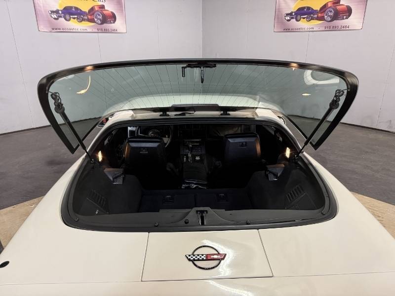1988 Chevrolet Corvette 73