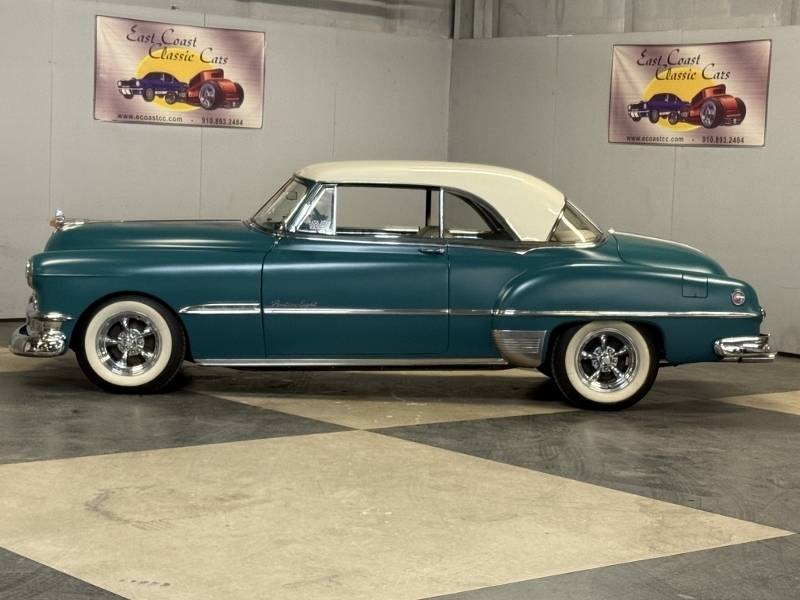 1951 Pontiac Catalina Super Deluxe 1