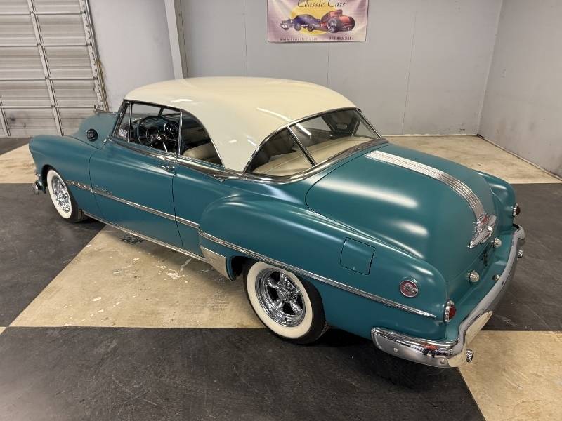 1951 Pontiac Catalina Super Deluxe 3