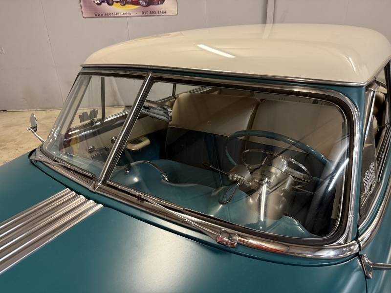 1951 Pontiac Catalina Super Deluxe 11