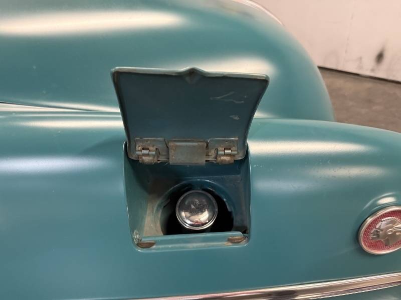 1951 Pontiac Catalina Super Deluxe 19