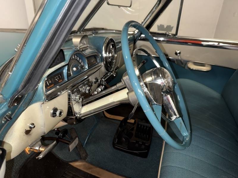 1951 Pontiac Catalina Super Deluxe 22