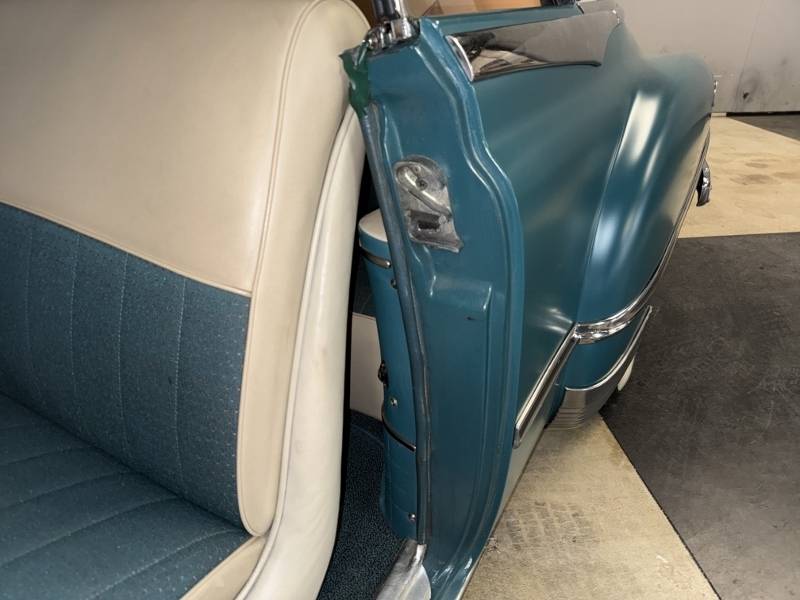 1951 Pontiac Catalina Super Deluxe 32