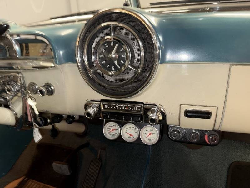 1951 Pontiac Catalina Super Deluxe 74
