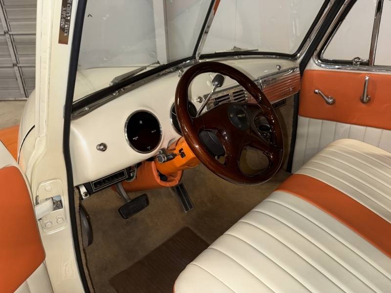 1951 Chevrolet Pickup 37