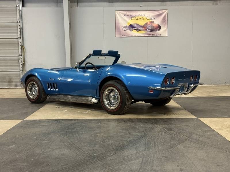 1969 Chevrolet Corvette 4