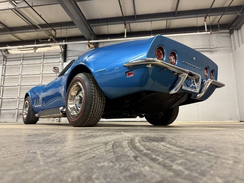 1969 Chevrolet Corvette 6