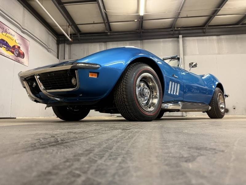 1969 Chevrolet Corvette 10