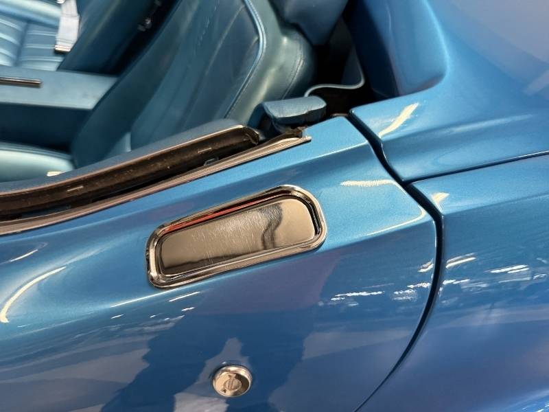 1969 Chevrolet Corvette 16