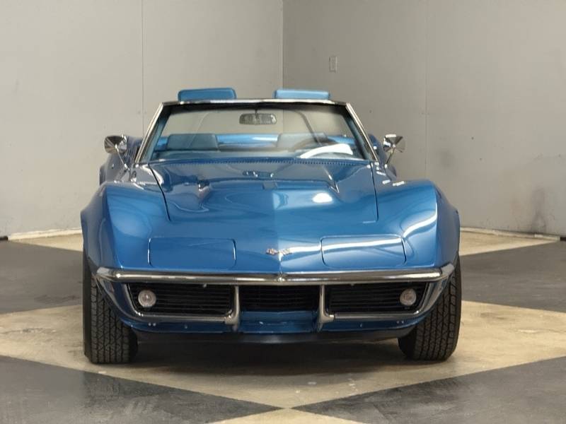1969 Chevrolet Corvette 40