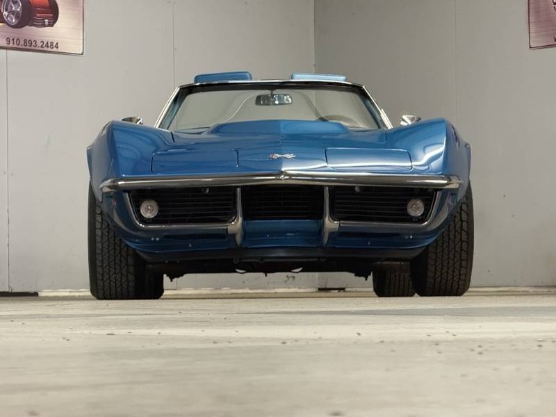 1969 Chevrolet Corvette 41