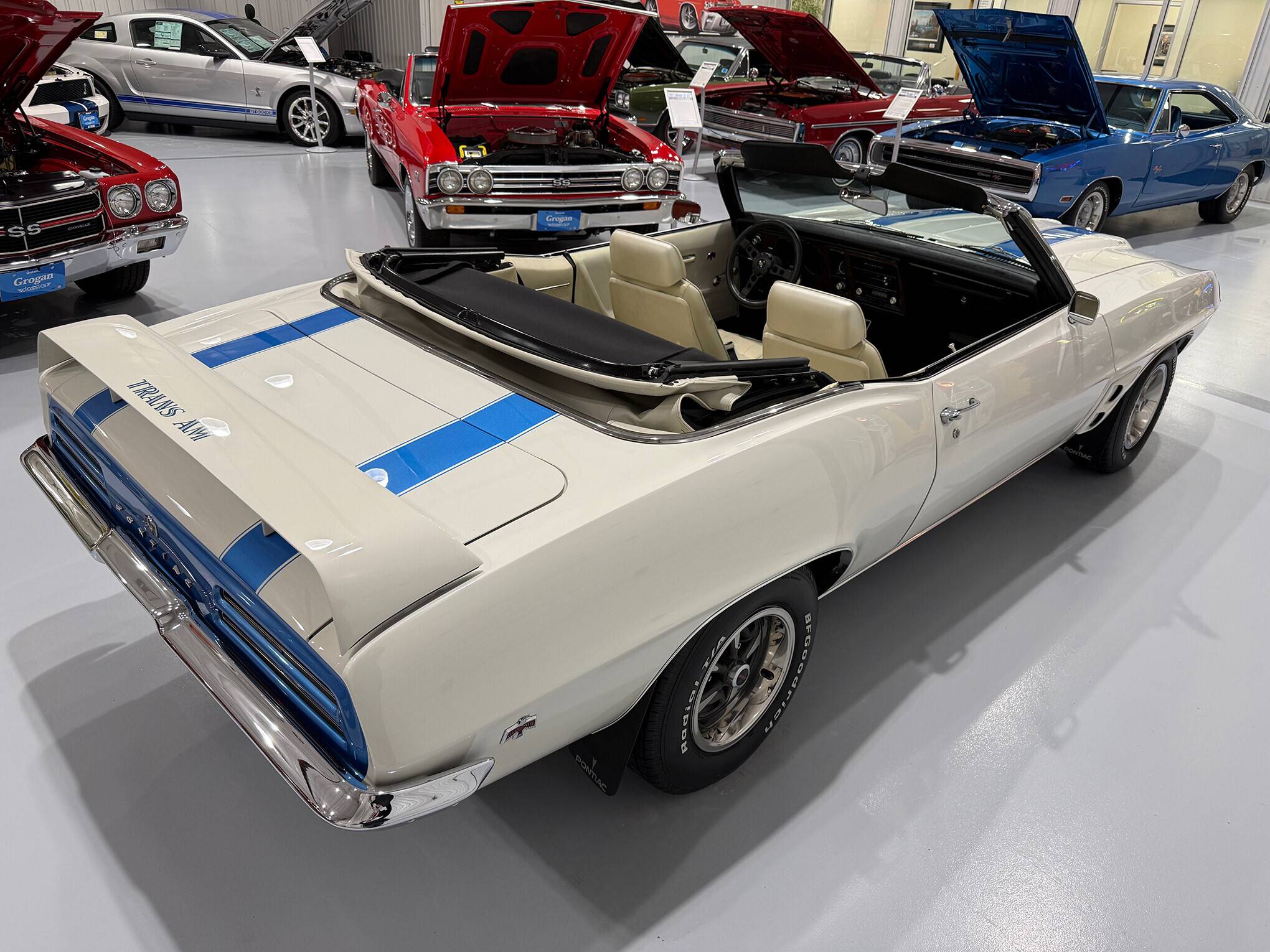 1969 Pontiac Firebird Trans Am 15
