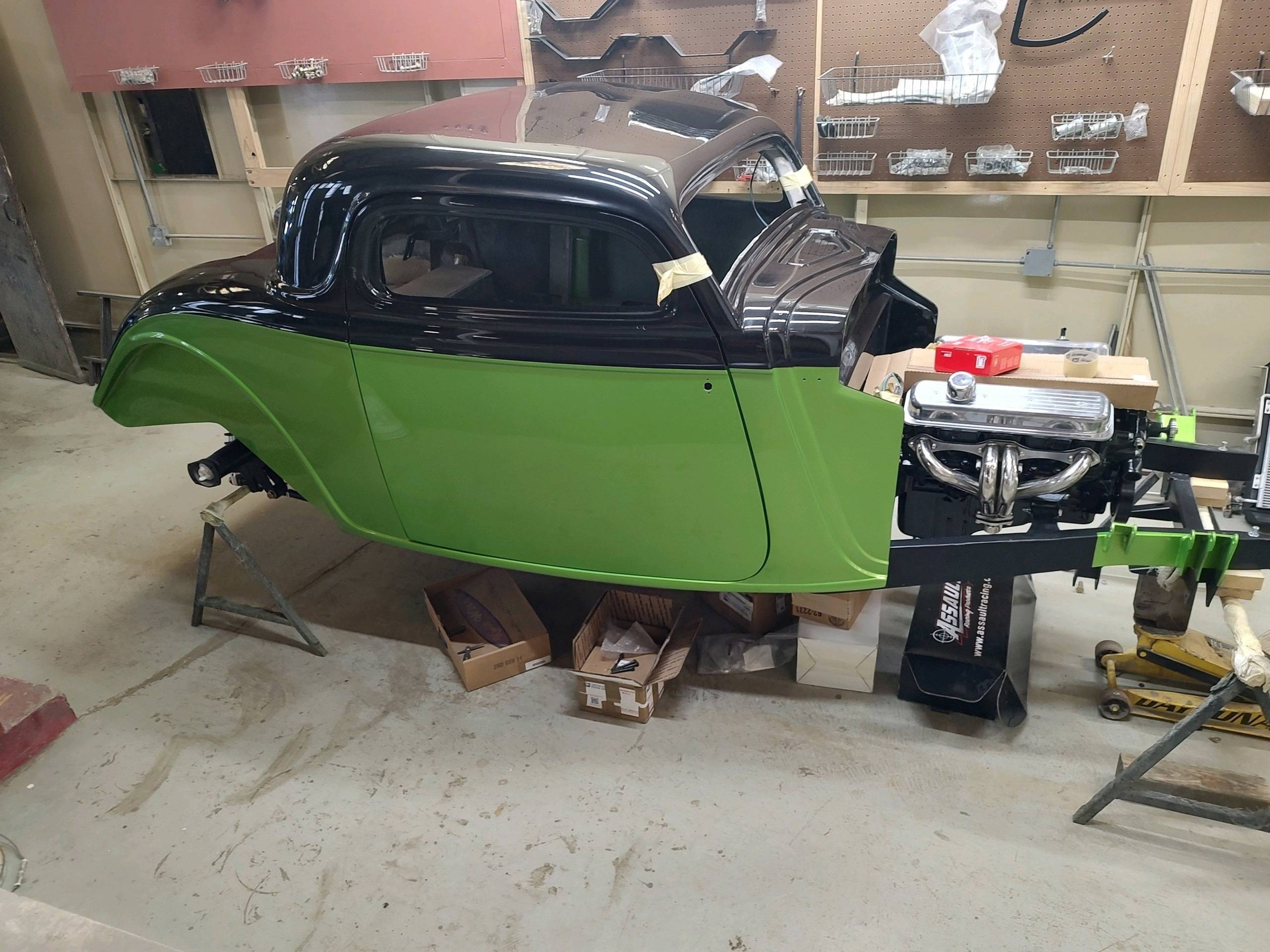 1933 Ford 3 WINDOW SALT FLAT 62