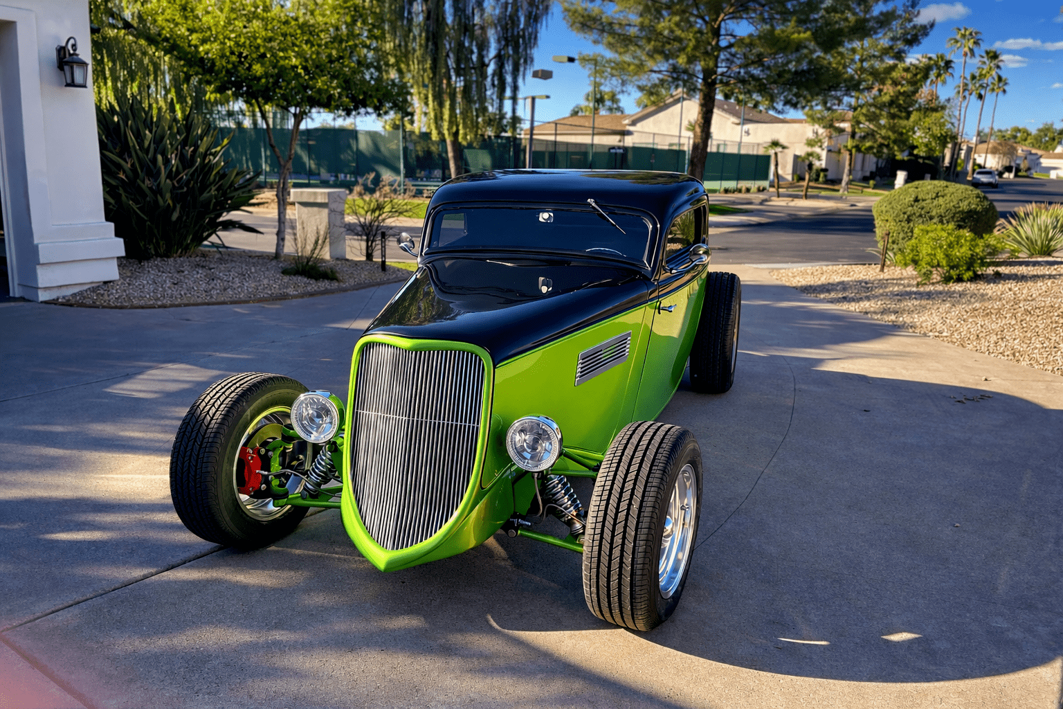 1933 Ford 3 WINDOW SALT FLAT 3