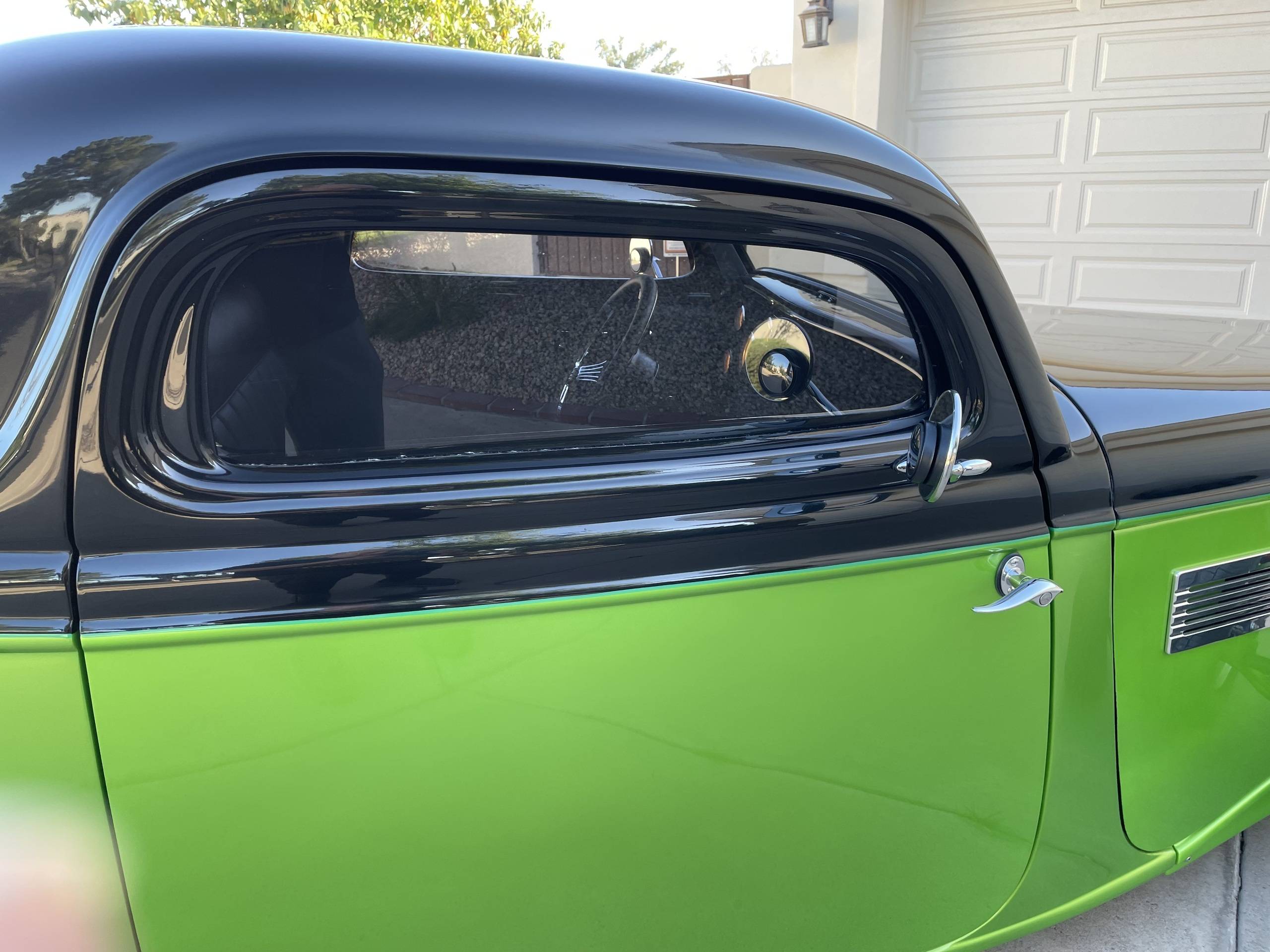 1933 Ford 3 WINDOW SALT FLAT 25