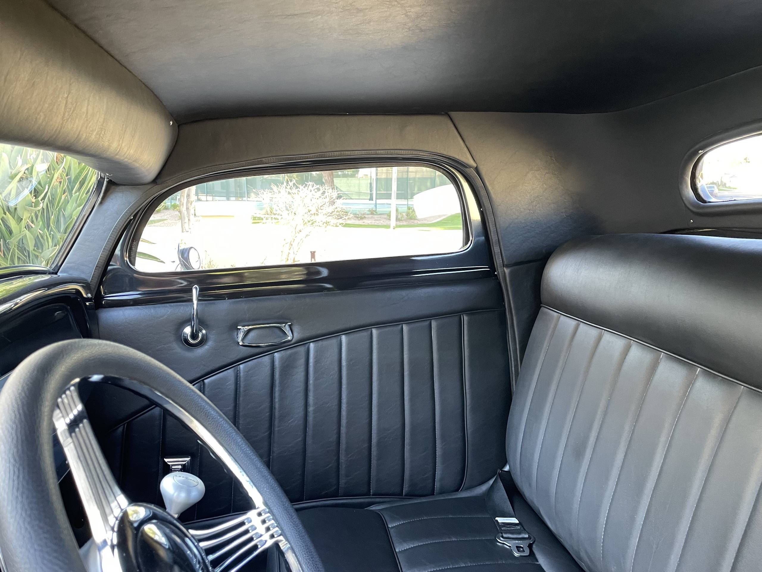 1933 Ford 3 WINDOW SALT FLAT 39