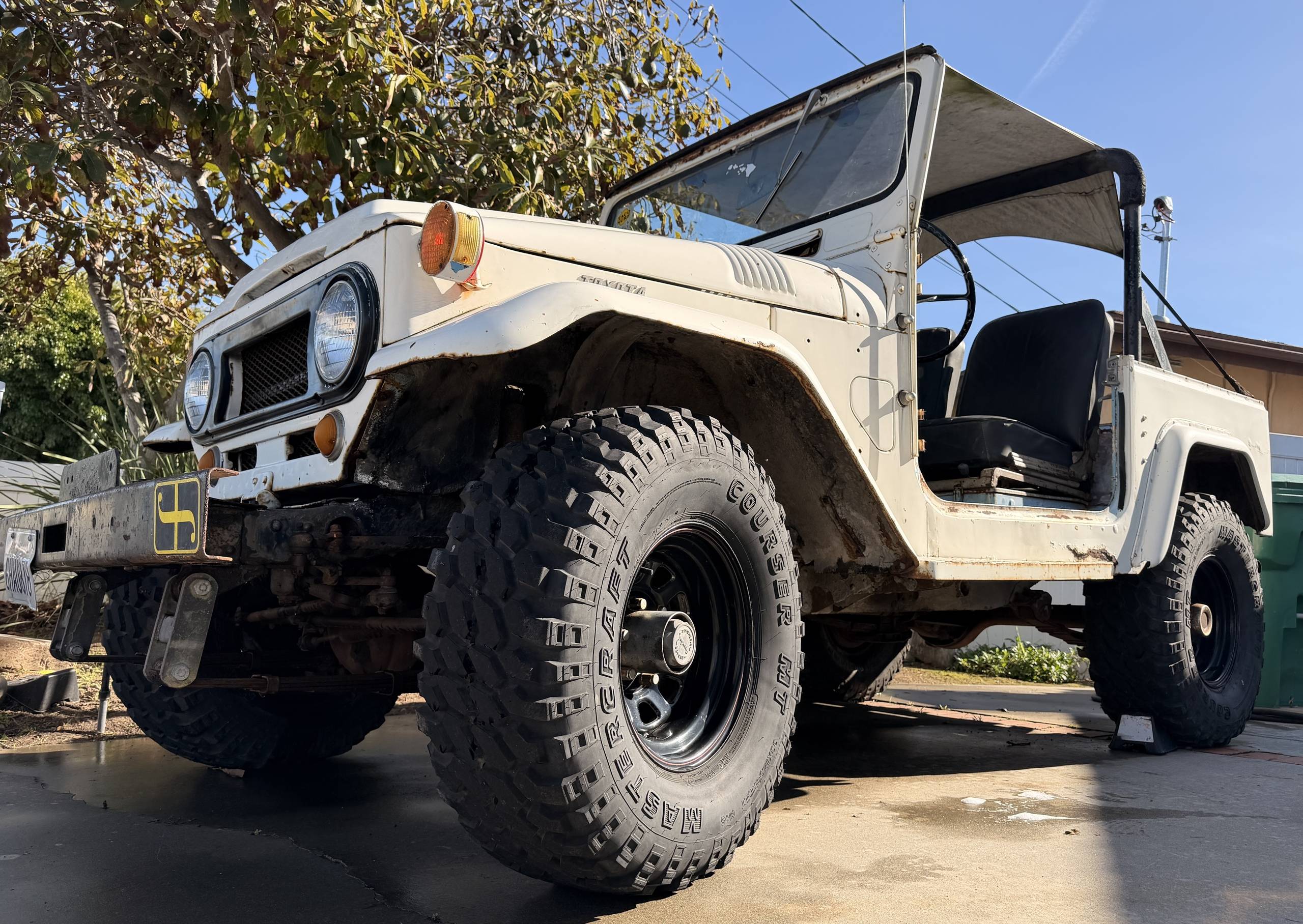 1967 Toyota FJ40 Land Cruiser 3