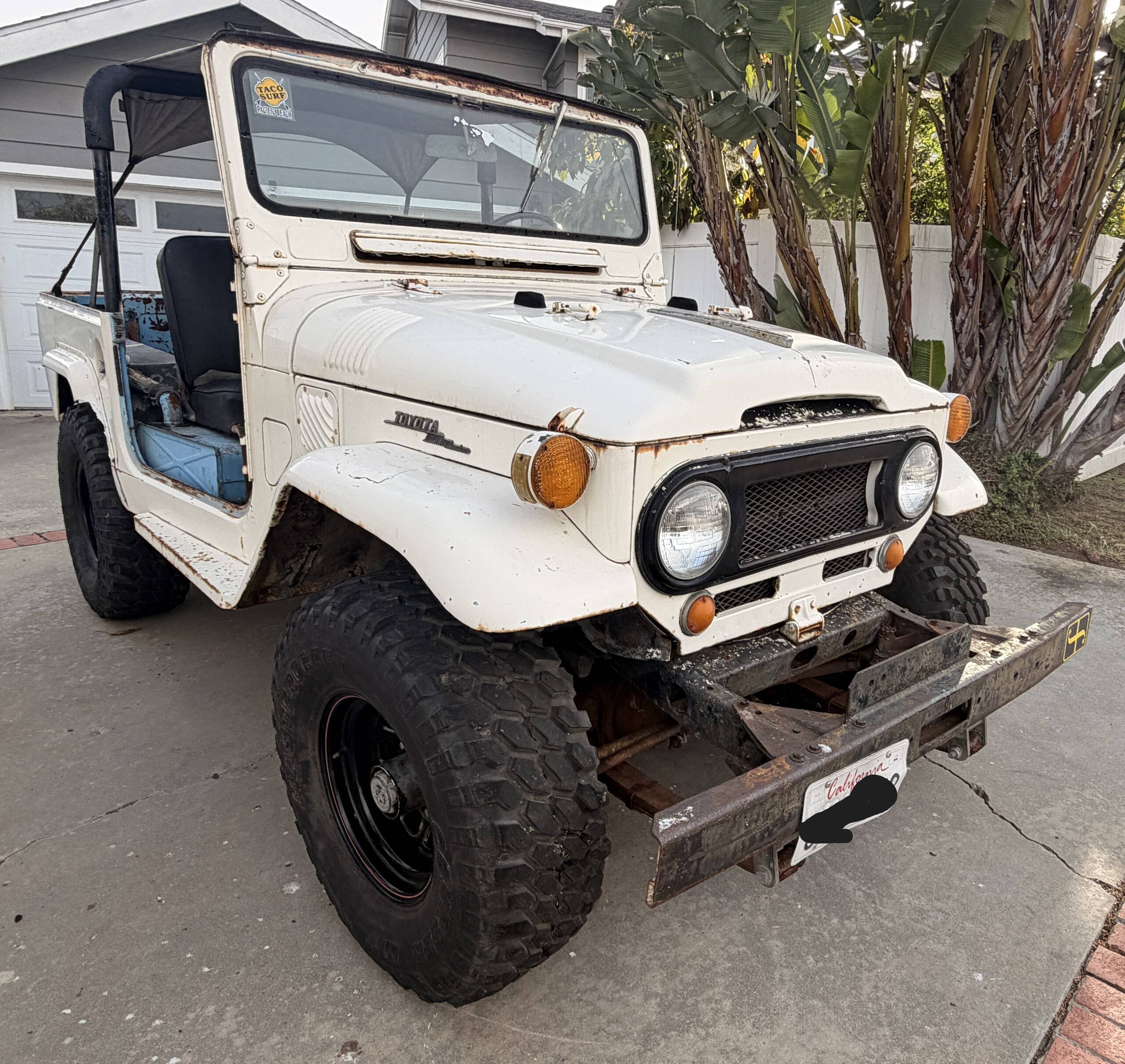 1967 Toyota FJ40 Land Cruiser 4